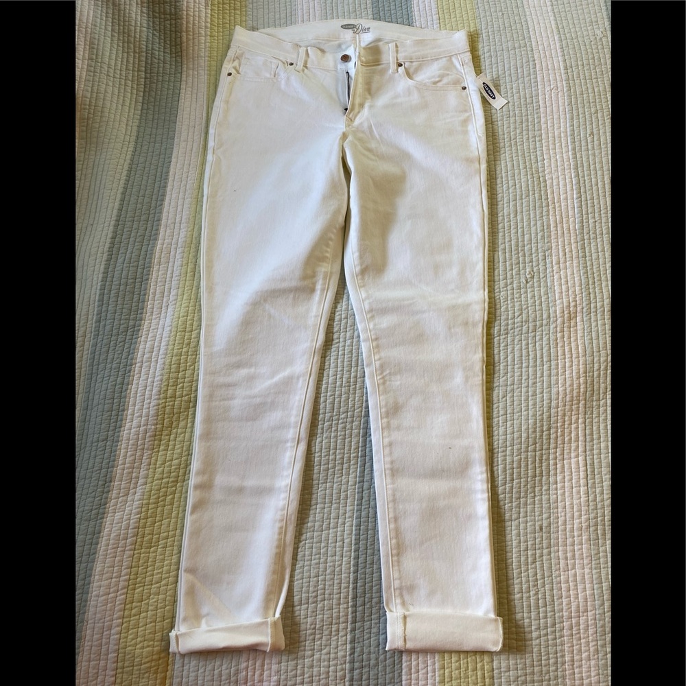 Old Navy Diva 12 long white jeans NEW